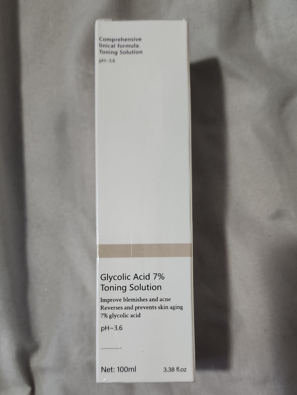 Glycolic Acid 7% Toning Solution – White